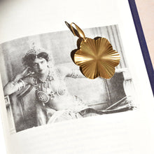 Afbeelding in Gallery-weergave laden, Flora-B oorbellen