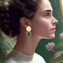 Afbeelding in Gallery-weergave laden, Natika groene jade oorbellen