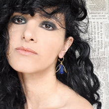 Afbeelding in Gallery-weergave laden, Alas lapis lazuli oorbellen - Puabi.nl