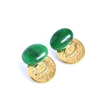 Load image into Gallery viewer, Groene jade studs 2 in 1 oorbellen
