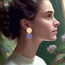 Afbeelding in Gallery-weergave laden, Natika lapis lazuli oorbellen
