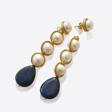 Afbeelding in Gallery-weergave laden, Amara Lapis Royale – parels met lapis lazuli oorbellen
